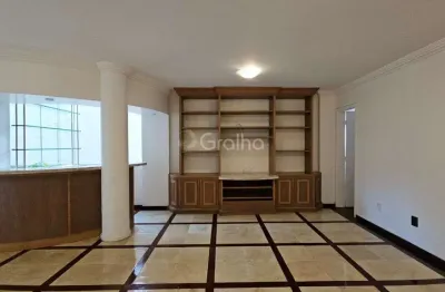 Apartamento de 140m² com 3 quartos sendo 1 suíte na agronômica