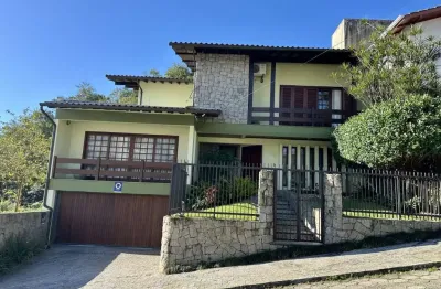 Casa com 4 quartos exclusiva no bairro itacorubi em florianópolis