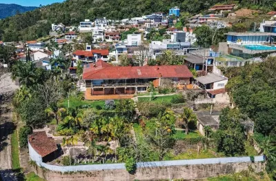 Casa com 9 quartos à venda na Rua Margot Ganzo Araújo, --, Centro, Florianópolis
