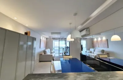 Apartamento de 82m² com 3 quartos sendo 1 suíte no bairro canto