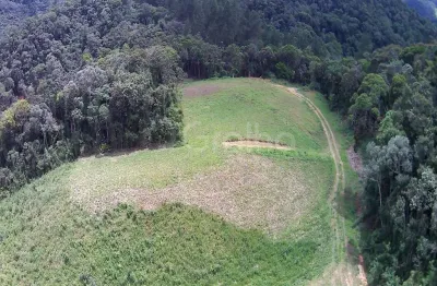 Terreno de 6.005,80m no condomínio berta vermohlen heinz