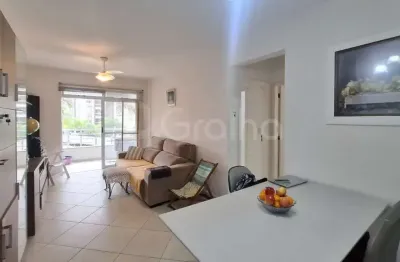 Apartamento de 71m² com 2 quartos sendo 1 suíte no centro
