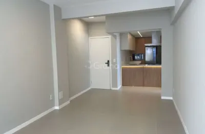 Apartamento com 3 quartos à venda na Avenida Professor Othon Gama D'Eça, --, Centro, Florianópolis