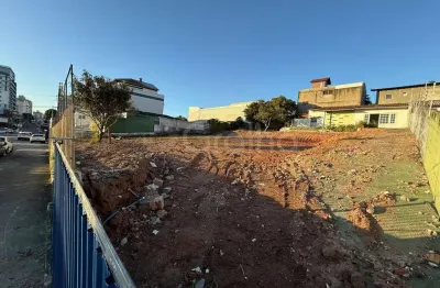 Terreno à venda na Rua Campolino Alves, --, Abraão, Florianópolis