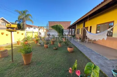 Casa na barra da lagoa com 5 quartos e 350m² privativos na barra da lagoa, florianópolis