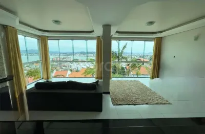 Casa com 3 quartos à venda na Rua Aldo Luz, --, Itaguaçu, Florianópolis