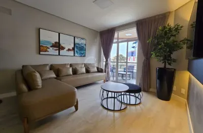 Apartamento com 3 quartos sendo 1 suíte com 96,98m² na praia brava.