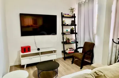 Apartamento com 3 quartos à venda na Fagundes, --, Centro, Florianópolis