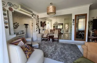 Casa com 2 quartos à venda na Rua Graciliano Ramos, --, Agronômica, Florianópolis