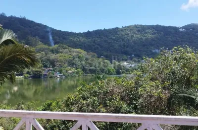 Cobertura com 4 quartos na lagoa da conceição em florianópolis