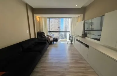 Apartamento com 3 quartos e 96m² privativos no centro de florianópolis