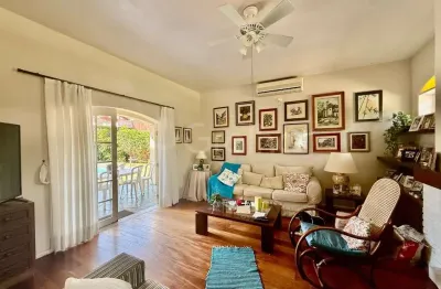 Casa com 3 quartos à venda na Rua Diná Calixto, --, Córrego Grande, Florianópolis