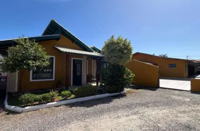 Casa em condomínio fechado com 2 quartos à venda na Avenida Luiz Boiteux Piazza, --, Ponta das Canas, Florianópolis