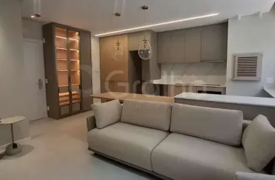 Cobertura duplex de 107m² com 3 quartos sendo 2 suítes na trindade