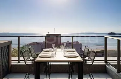 Prédio à venda na rua dos golfinhos  esquina com a alameda das garou, --, palmas, governador celso ramos