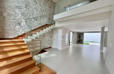 Casa com 3 quartos à venda na Rua dos Inambus, --, Pedra Branca, Palhoça