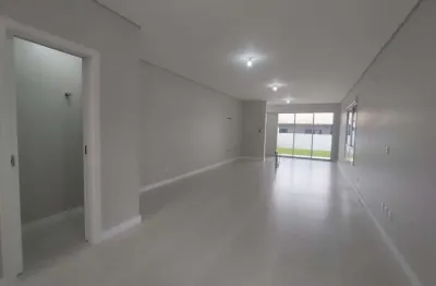 Casa com 3 quartos à venda na Rua Maria Geraldina Ramos, --, Carianos, Florianópolis