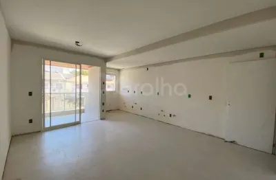 Apartamento de 65m² com 2 quartos sendo 1 suíte na Agronômica