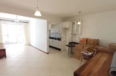 Apartamento de 88m² com 2 quartos sendo 1 suíte no bairro campinas em são josé