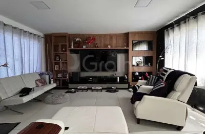 Casa em condomínio localizado nos Ingleses com 287,78 m2 e 3 dormitórios