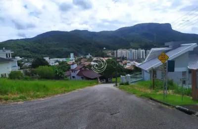 Terreno à venda na Avenida das Maracanãs, --, Pedra Branca, Palhoça