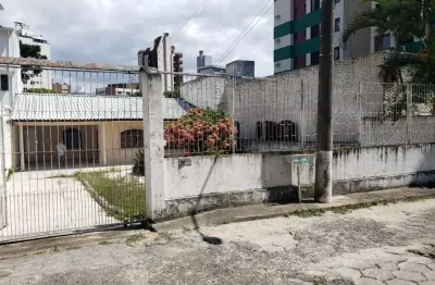 Terreno à venda na Rua Jair Silva, --, Centro, Florianópolis