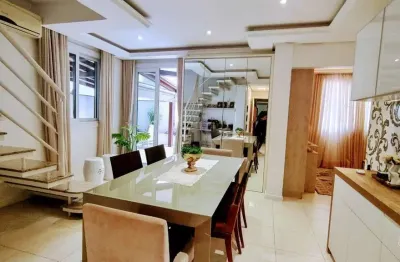 Apartamento com 4 quartos à venda na Rua Madalena Barbi, --, Centro, Florianópolis