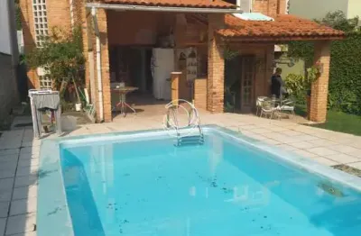 Casa com 4 quartos à venda na Rua Jornalista Alírio Bossle, --, João Paulo, Florianópolis