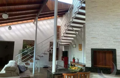Casa com 6 quartos à venda na Rua Dialtino Antônio Cabral, --, Agronômica, Florianópolis