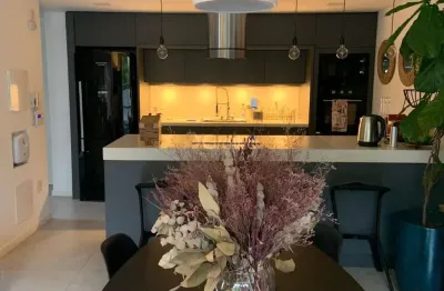 Casa residencial com 3 suítes e 207m² privativos no córrego grande, florianópolis