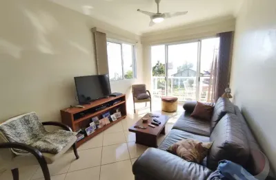 Casa residencial de 3 dorms no bairro ponta das canas