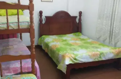 Loucura, loucura. excelente apartamento no forte, mobiliado, de 01 dormitório, sala com vista livre.