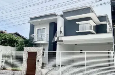 Casa com 4 quartos à venda no Centro, Camboriú 