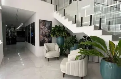 Casa alto padrão nascente  em alphaville com 4/4  salvador/ba.