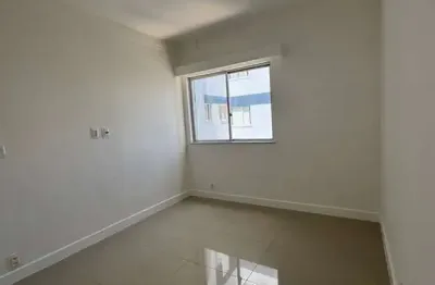 Apartamento 3/4 em condomínio vivenda são vicente -caminho das árvores, salvador/ba