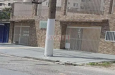 Casa com 2 quartos para alugar na Chácara Seis de Outubro, São Paulo 