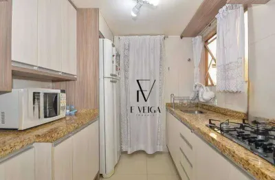 Apartamento com 3 quartos, com escadas, semi mobiliado, 1 vaga coberta de garagem compartilhada, com face norte no portão!!!