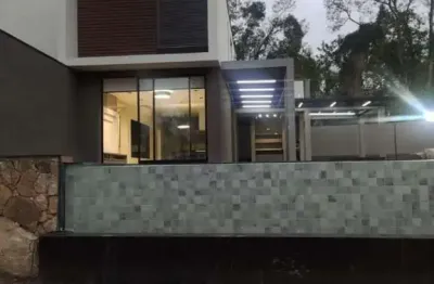 Casa em condomínio fechado com 3 quartos à venda na avenida zezico peçanha, 305, cidade satélite, atibaia, 192 m2 por r$ 2.400.000
