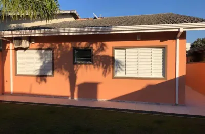 Casa com 3 quartos para alugar na rua campo belo, 125, vila petrópolis, atibaia, 300 m2 por r$ 5.000