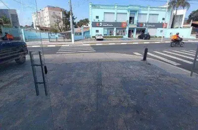 Kitnet / Stúdio para alugar na Alameda Lucas Nogueira Garcez, Vila Thais, Atibaia