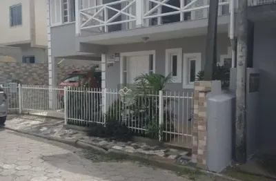 Sobrado à venda no bairro ingleses - florianópolis/sc