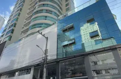 Apartamento com 3 dormitórios sendo 1 suíte e 3 vagas no edifício figueira da foz quadra mar