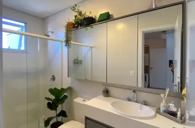 Cobertura alto padrão para aluguel de temporada – canasvieiras, a 150m da praia  desfrute do melhor do verão em uma cobertura de alto padrão, localizada a apenas 150 metros da praia de canasvieiras, u