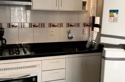 Aluguel temporada - em canasvieiras, a 50 m da praia, de um dormitório