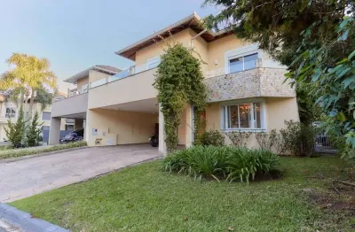 Casa com piscina, 4 Suítes, à venda, 266,24 m2, Santa Felicidade, CURITIBA - PR