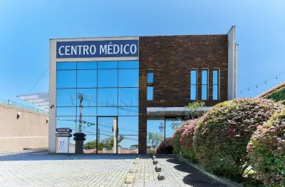 Prédio à venda na Rua Brasílio Cuman, 40, São Braz, Curitiba