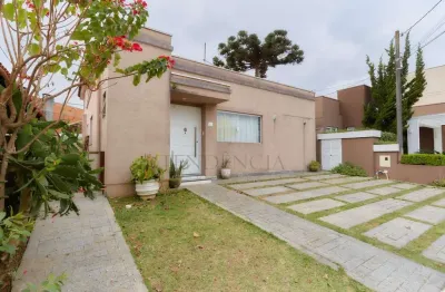 Casa com 4 quartos à venda na Rua Antônio Escorsin, 1893, São Braz, Curitiba