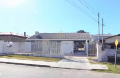 Casa com 4 quartos à venda,  210 m2, orleans, curitiba - pr