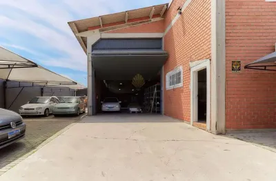 Barracão / Galpão / Depósito à venda na Avenida Senador Salgado Filho, 7333, Uberaba, Curitiba