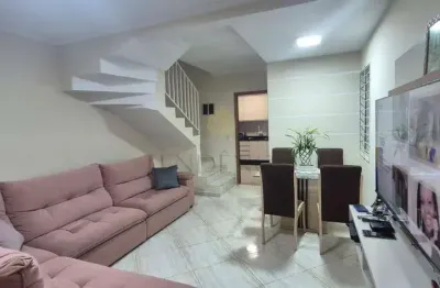 Sobrado com 3 quartos à venda,128 m2, pinheirinho, curitiba - pr